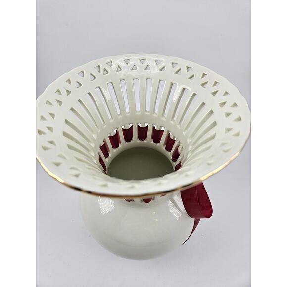 ​Formalities Baum Bros Pierced Lattice Rose Bouquet Vase 7.75 In Cottage Nursery - Picture 5 of 9